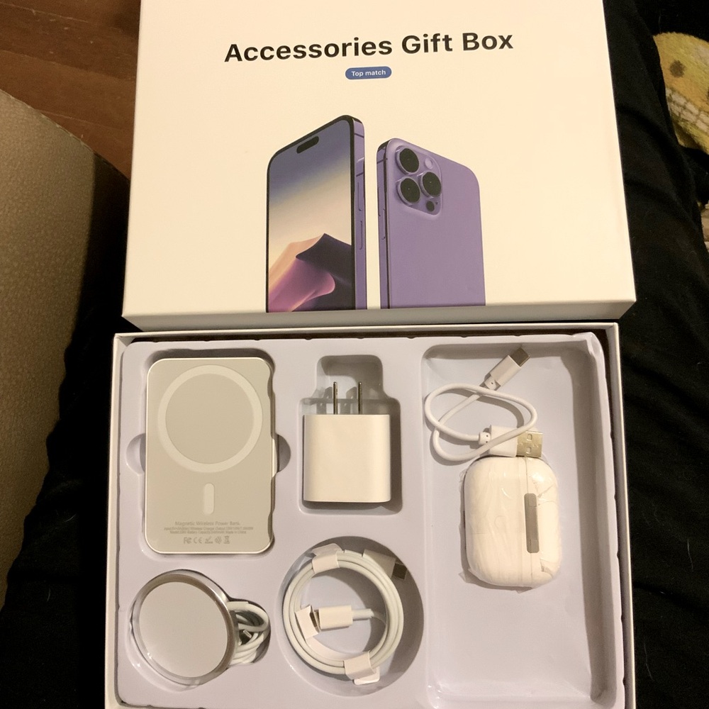 6 in 1 phone, accessory charging kit